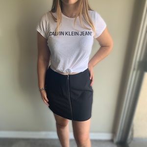 Forever 21 Black Mini Skirt Fashionable Zip Size L